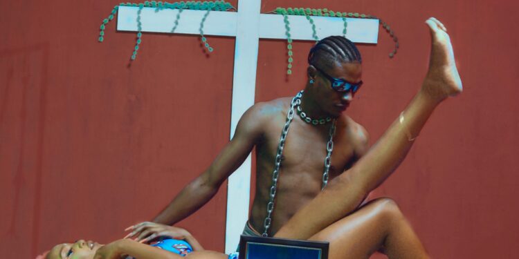 Petrah – PSY (Official Video)