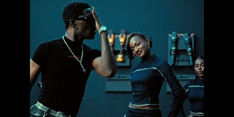 RCee ft. Oseikrom Sikanii & Kelvin Black – Peng Ting (Official Video) still